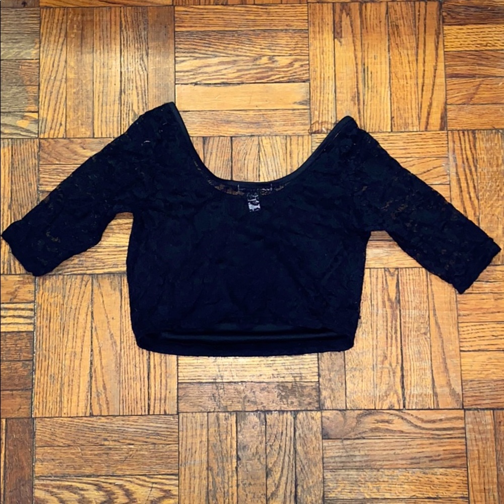 Black cropped lace three quarter length dance top
